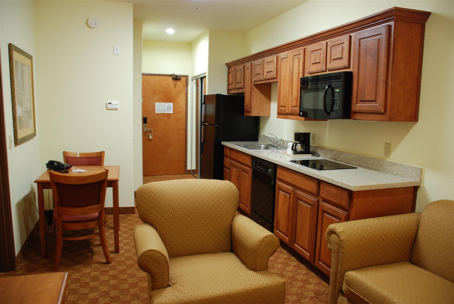 Best Western Plus San Antonio East Inn & Suites Exterior photo
